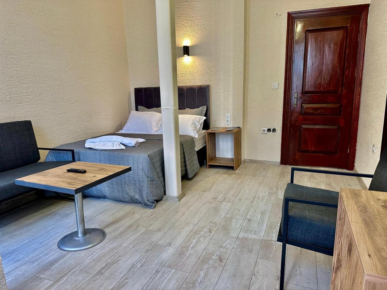 Otel Yelken *